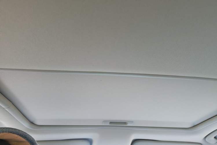 Used Citroen C5 2014 2.0L Automatic Luxury Edition Headliner
