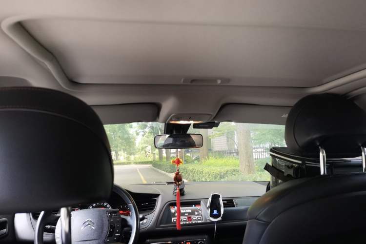 Used Citroen C5 2014 1.6T Automatic Luxury Model Headliner