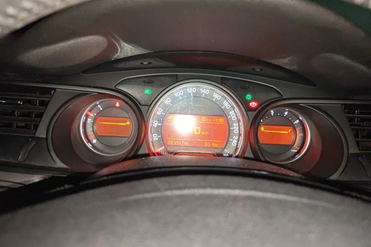 Used Citroen C5 2014 2.0L Automatic Zunyue Model Instrument Cluster