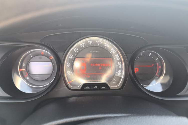 Used Citroen C5 2014 1.6T Automatic Luxury Model Instrument Cluster
