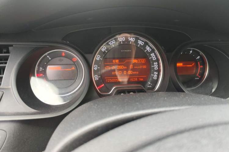Used Citroen C5 2014 1.6T Automatic Luxury Model Instrument Cluster