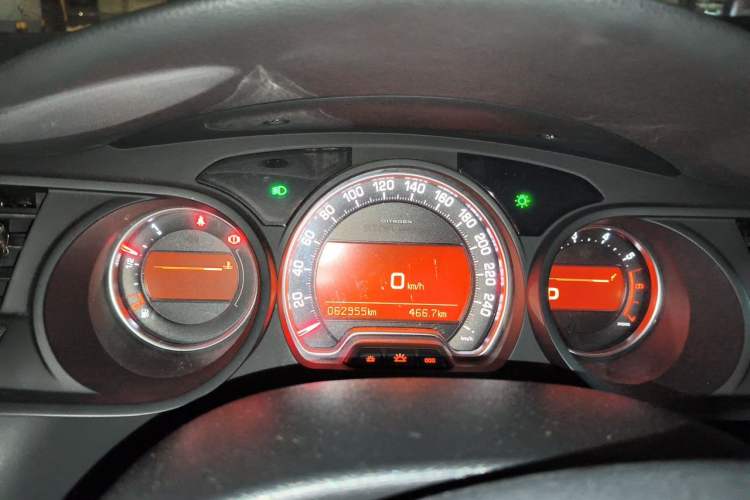 Used Citroen C5 2014 1.6T Automatic Luxury Model Instrument Cluster