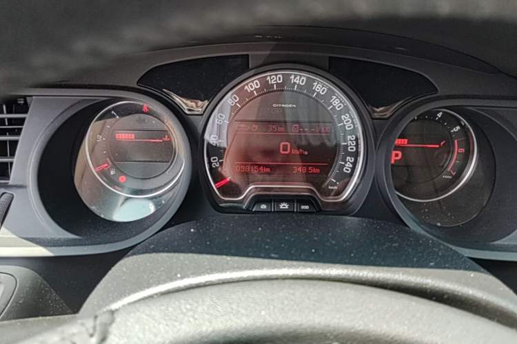Used Citroen C5 2014 2.0L Automatic Luxury Edition Instrument Cluster
