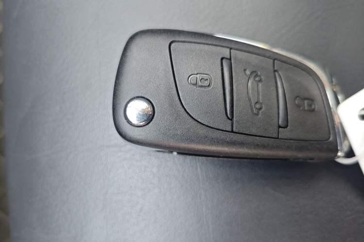 Used Citroen C5 2014 2.0L Automatic Luxury Edition Interior 1