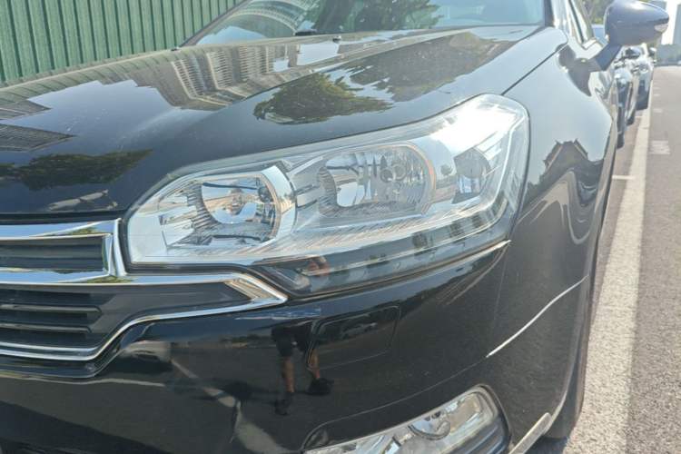 Used Citroen C5 2014 2.0L Automatic Luxury Edition Left Front Headlight
