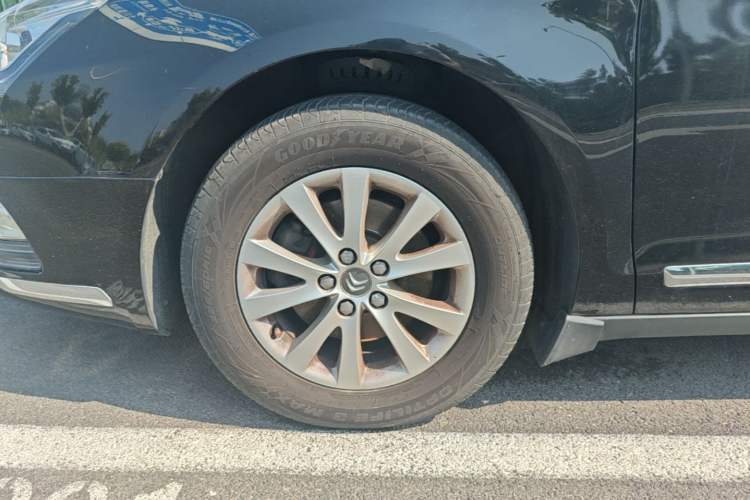 Used Citroen C5 2014 2.0L Automatic Luxury Edition Left Front Wheel Hub