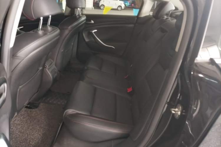 Used Citroen C5 2014 1.6T Automatic Luxury Model Left Rear Seat