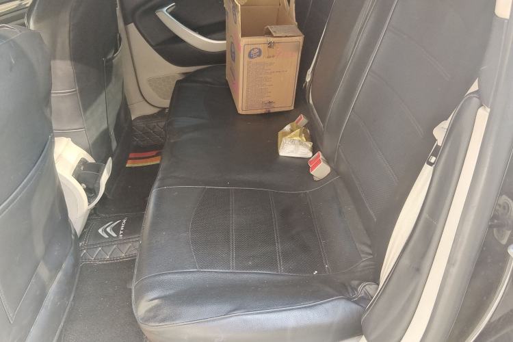 Used Citroen C5 2014 2.0L Automatic Zunyue Model Left Rear Seat