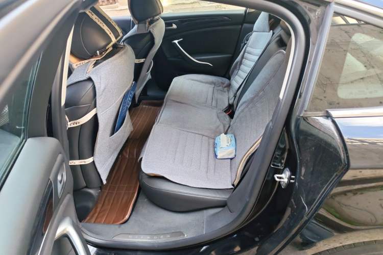 Used Citroen C5 2014 2.0L Automatic Luxury Edition Left Rear Seat