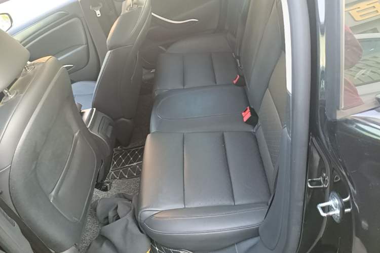 Used Citroen C5 2014 1.6T Automatic Luxury Model Left Rear Seat