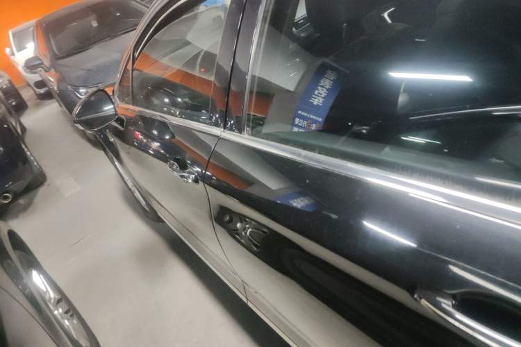 Used Citroen C5 2014 1.6T Automatic Luxury Model Left Side