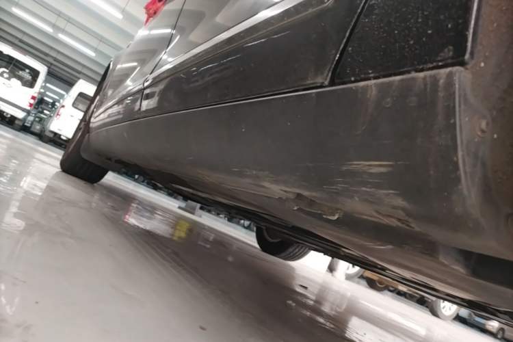 Used Citroen C5 2014 1.6T Automatic Luxury Model Left Side Sill