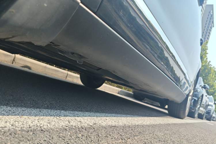 Used Citroen C5 2014 2.0L Automatic Luxury Edition Left Side Sill