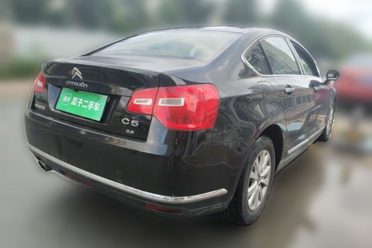 Used Citroen C5 2014 1.6T Automatic Luxury Model Rear Right 45 Deg