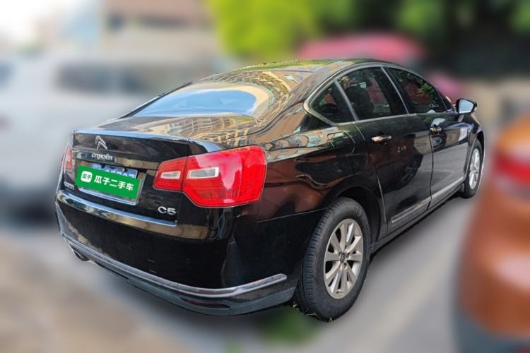 Used Citroen C5 2014 1.6T Automatic Luxury Model Rear Right 45 Deg