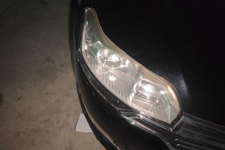 Used Citroen C5 2014 2.0L Automatic Zunyue Model Right Front Headlight