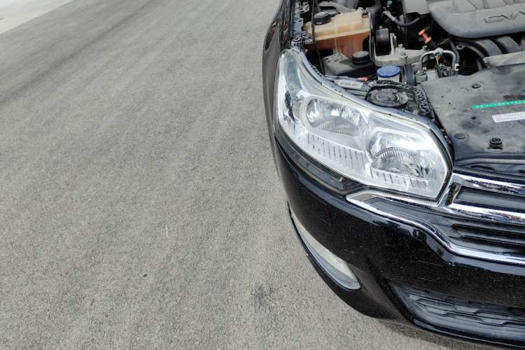 Used Citroen C5 2014 2.0L Automatic Luxury Edition Right Front Headlight