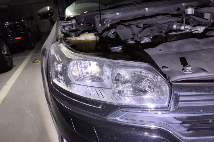 Used Citroen C5 2014 1.6T Automatic Luxury Model Right Front Headlight