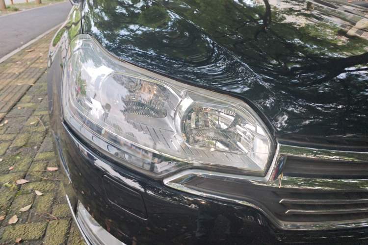 Used Citroen C5 2014 2.0L Automatic Zunyue Model Right Front Headlight