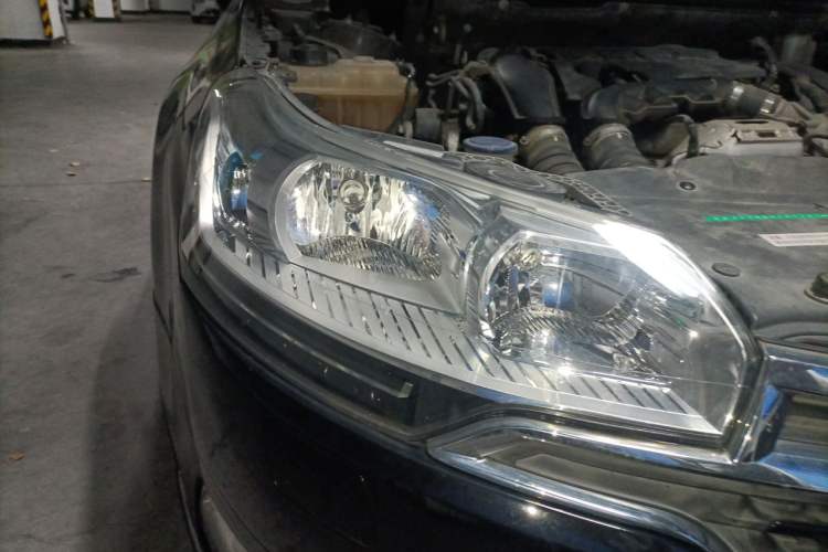 Used Citroen C5 2014 1.6T Automatic Luxury Model Right Front Headlight