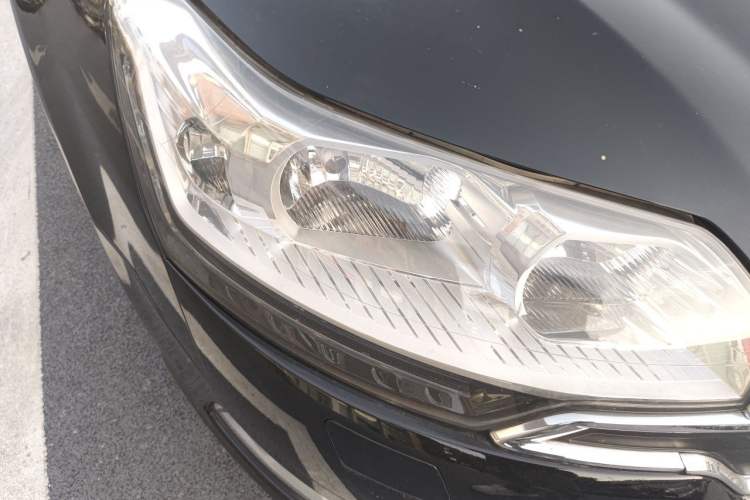 Used Citroen C5 2014 2.0L Automatic Zunyue Model Right Front Headlight