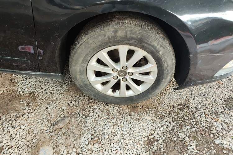 Used Citroen C5 2014 2.0L Automatic Zunyue Model Right Front Wheel Hub