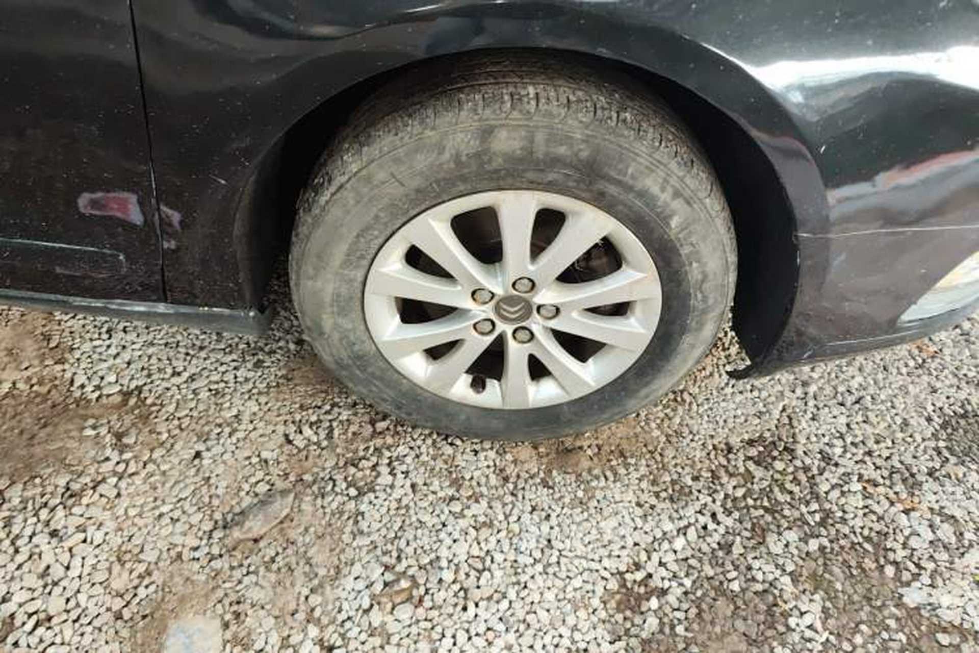 Used Citroen C5 2014 2.0L Automatic Zunyue Model Right Front Wheel Hub