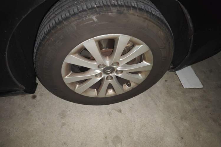 Used Citroen C5 2014 2.0L Automatic Zunyue Model Right Front Wheel Hub