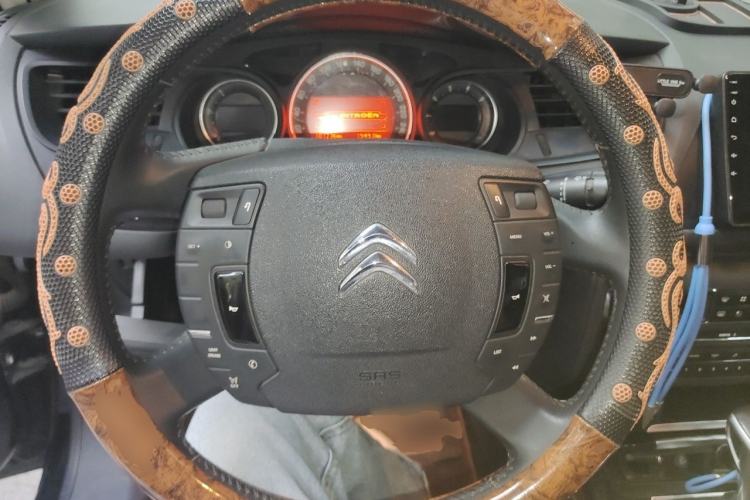 Used Citroen C5 2014 2.0L Automatic Luxury Edition Steering Wheel