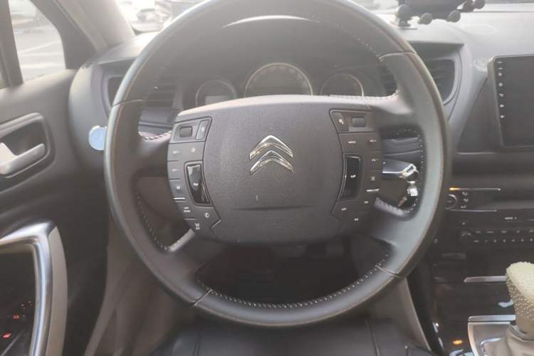Used Citroen C5 2014 2.0L Automatic Zunyue Model Steering Wheel