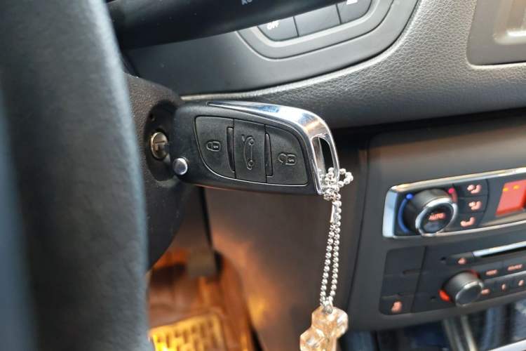 Used Citroen C5 2014 2.0L Automatic Luxury Edition Vehicle Key