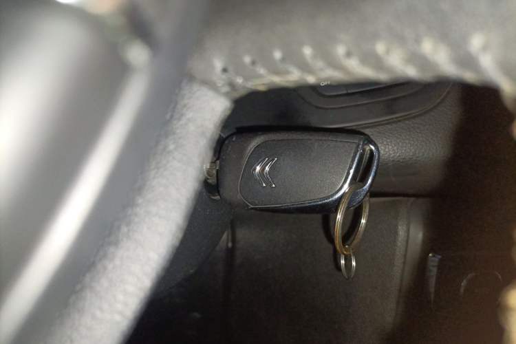 Used Citroen C5 2014 1.6T Automatic Luxury Model Vehicle Key