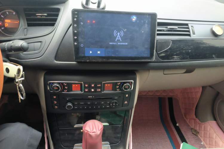 Used Citroen C5 2014 2.0L Automatic Luxury Edition Audio And AC Panel