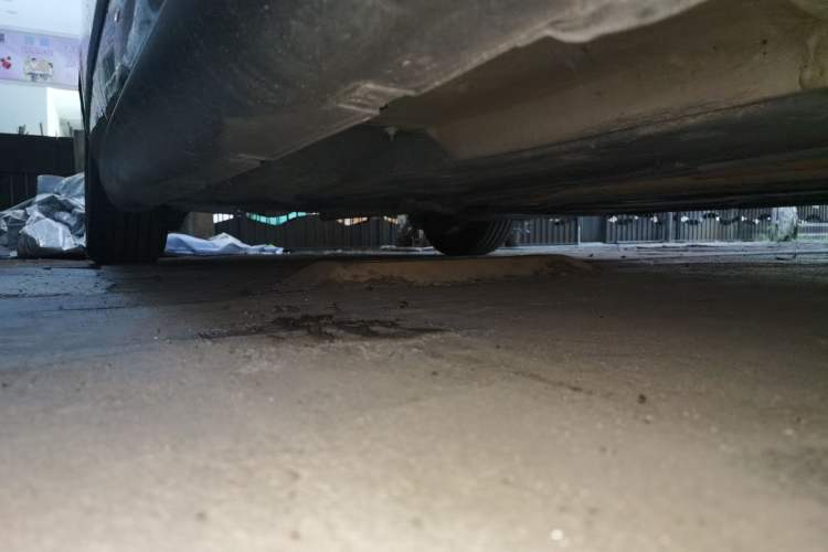 Used Citroen C5 2014 2.0L Automatic Zunyue Model Chassis Front Right