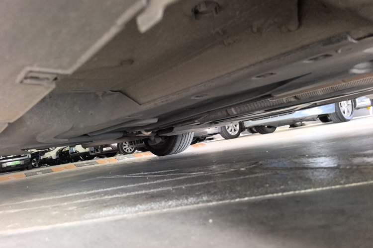 Used Citroen C5 2014 2.0L Automatic Luxury Edition Chassis Front Right