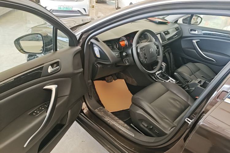 Used Citroen C5 2014 2.0L Automatic Luxury Edition Driver Seat