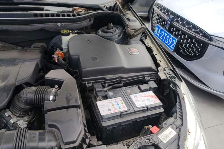 Used Citroen C5 2014 2.0L Automatic Luxury Edition Engine Bay Left