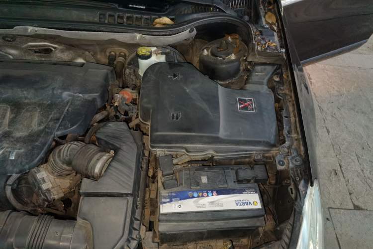 Used Citroen C5 2014 2.0L Automatic Zunyue Model Engine Bay Left