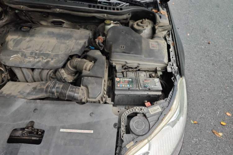 Used Citroen C5 2014 2.0L Automatic Luxury Edition Engine Bay Left