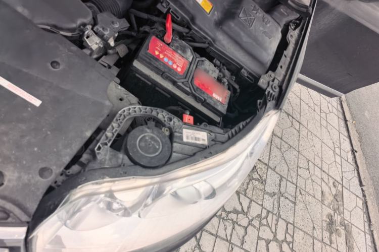 Used Citroen C5 2014 1.6T Automatic Prestige Model Engine Bay Left