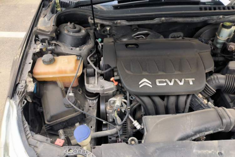 Used Citroen C5 2014 2.0L Automatic Luxury Edition Engine Bay Right