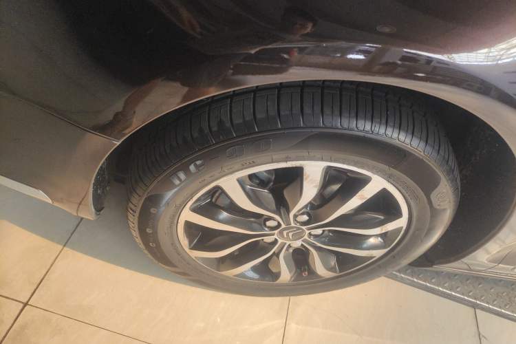 Used Citroen C5 2014 1.6T Automatic Prestige Model Exterior 4