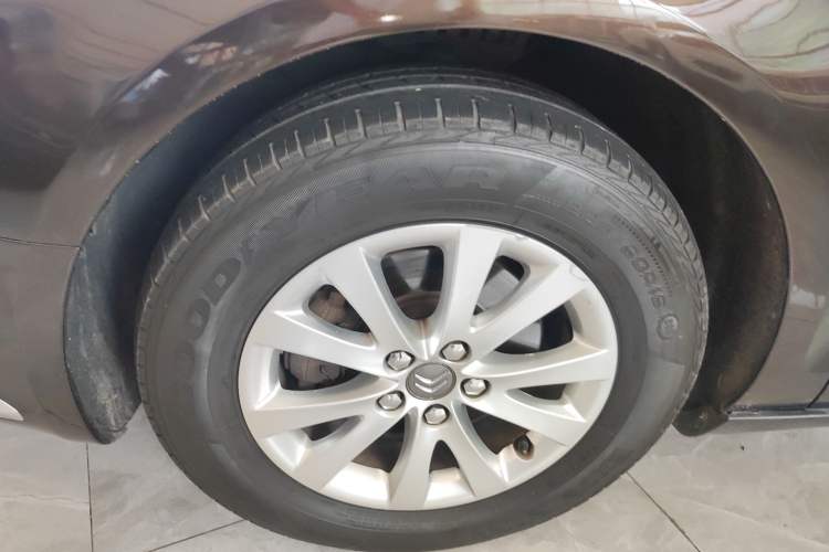 Used Citroen C5 2014 2.0L Automatic Luxury Edition Exterior 7