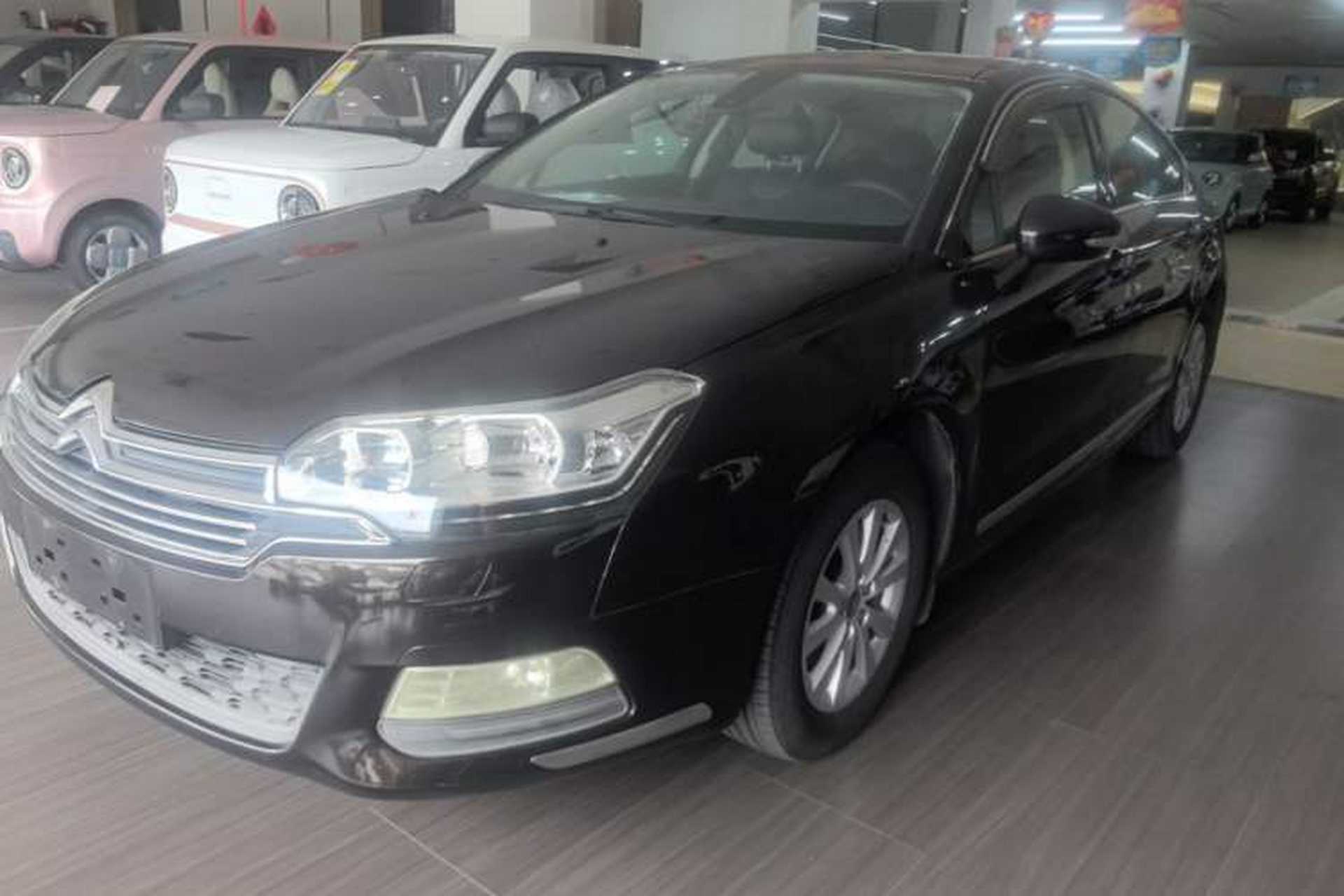 Used Citroen C5 2014 2.0L Automatic Luxury Edition Front Left 45 Deg
