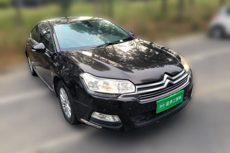 Used Citroen C5 2014 2.0L Automatic Luxury Edition Front Right 45 Deg