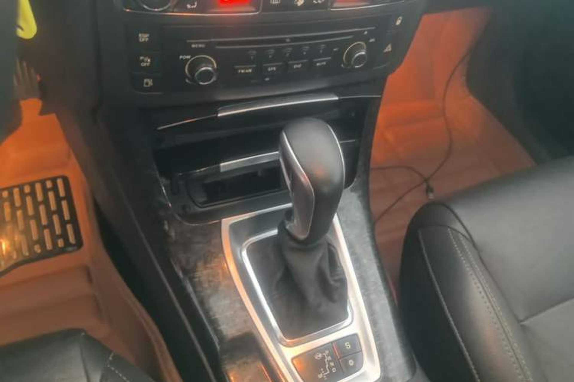 Used Citroen C5 2014 2.0L Automatic Luxury Edition Gear Lever