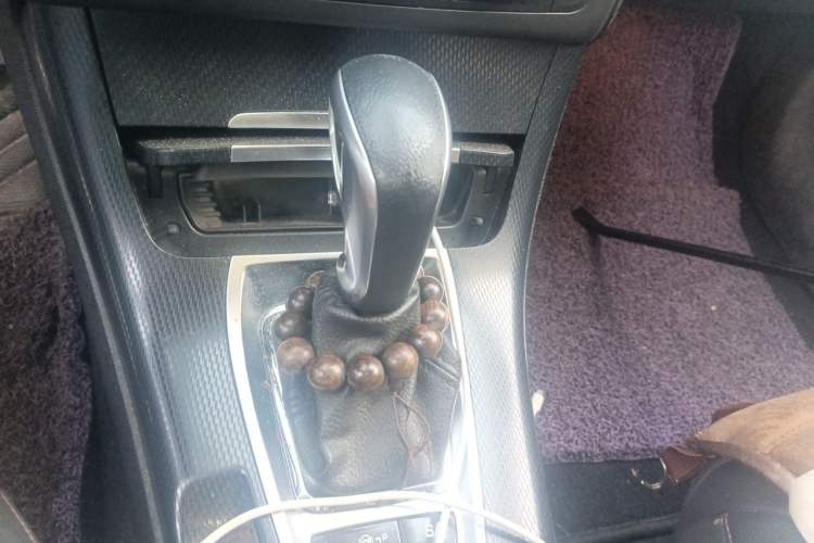 Used Citroen C5 2014 1.6T Automatic Luxury Model Gear Lever