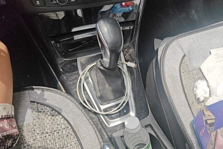 Used Citroen C5 2014 2.0L Automatic Luxury Edition Gear Lever