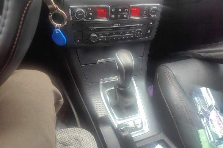 Used Citroen C5 2014 1.6T Automatic Luxury Model Gear Lever