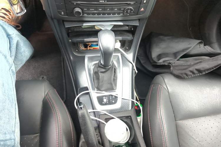 Used Citroen C5 2014 1.6T Automatic Luxury Model Gear Lever